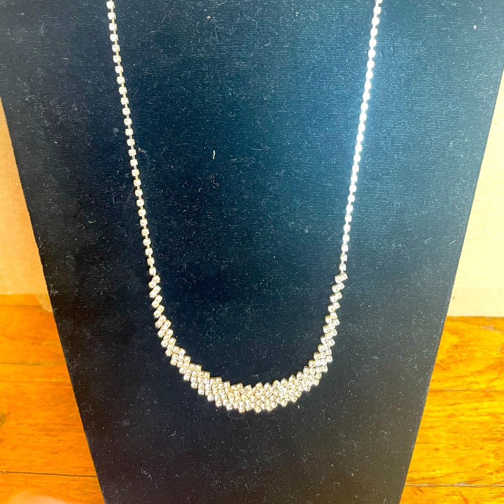 Crystal glamour rhinestone necklace